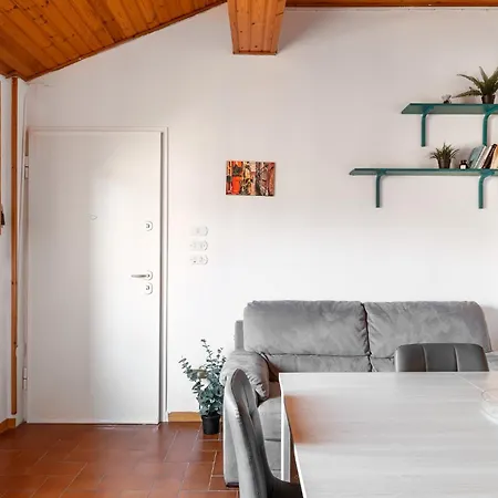 Social Costa-holiday & Business Apartament *