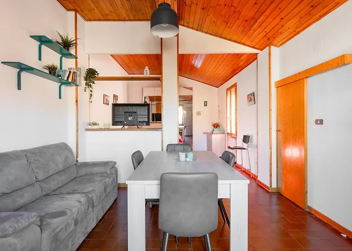 Social Costa-holiday & Business